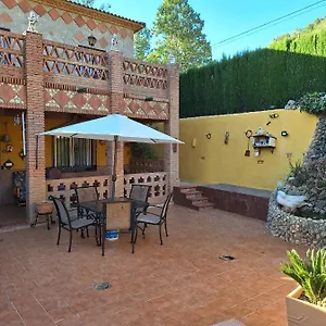 https://villa-el-salado-alquiler-rural-isabel.es-andalucia.com